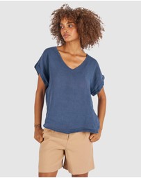 CAMIXA - Martina Linen V-Neck T-shirt