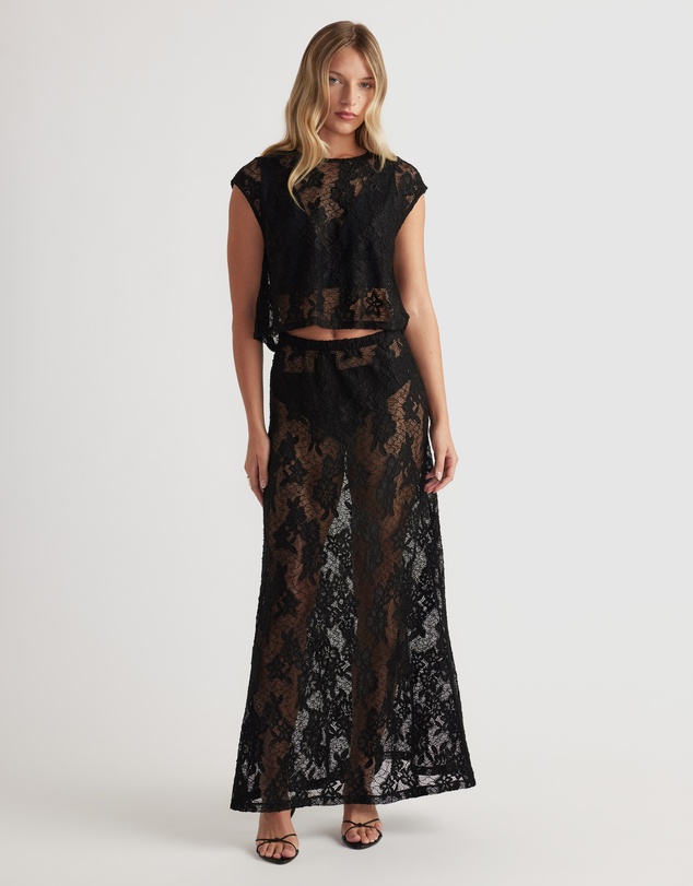 Decjuba - Lace Cropped Top