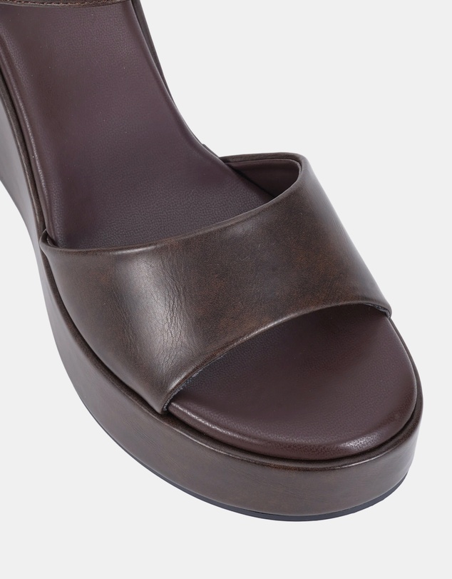 Novo - Winsor Wedges