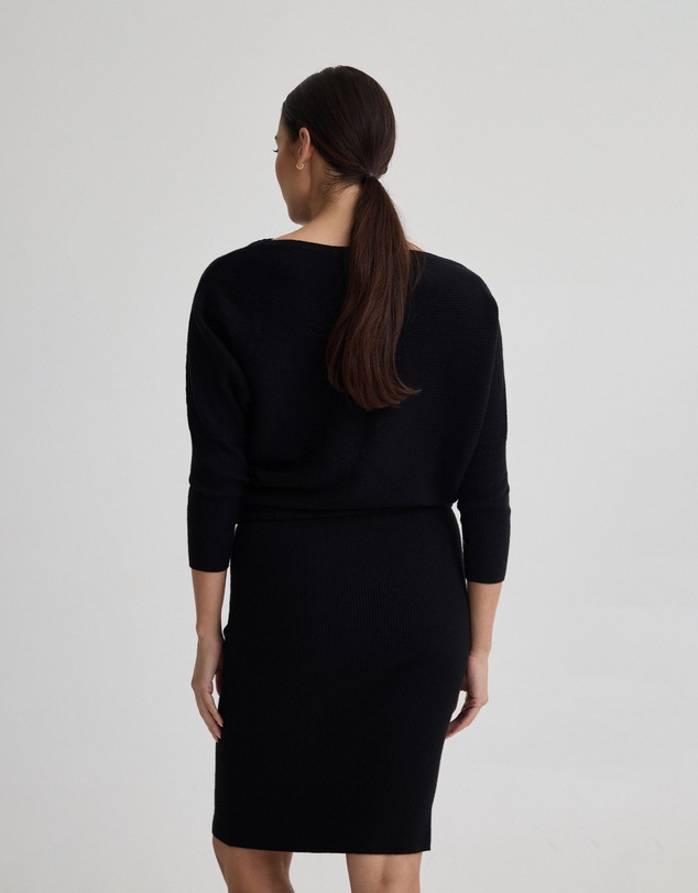 Oxford - Emma Off Shoulder Knit Dress