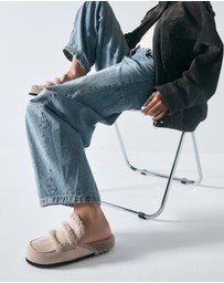 Therapy - Yuki Mules