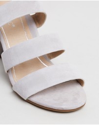 Vionic - Blaire Heeled Sandal - Light Grey