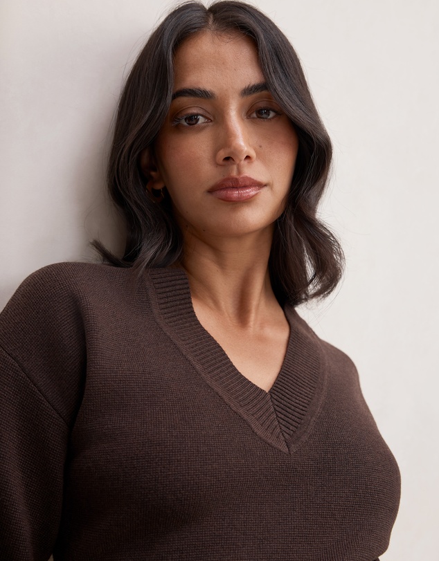 Forever New - Raya V Neck Sweater