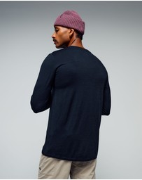 Kathmandu - 100% Merino Long Sleeve V-Top