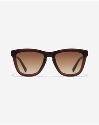Hawkers Co - HAWKERS - Brown Peanut Butter DOWNTOWN MAX  Sunglasses for Men and Women UV400