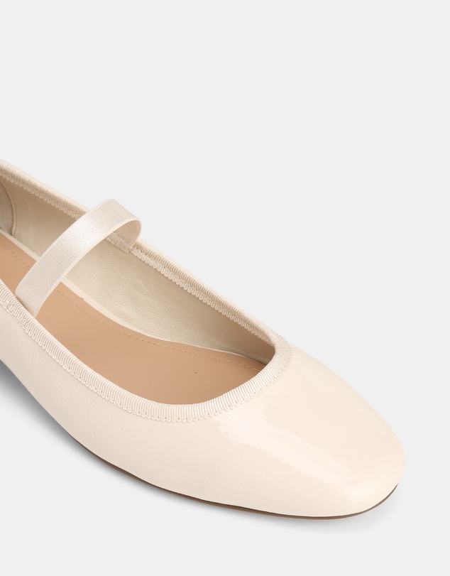 Wittner - Alannah Crinkle Patent Leather Mary Janes