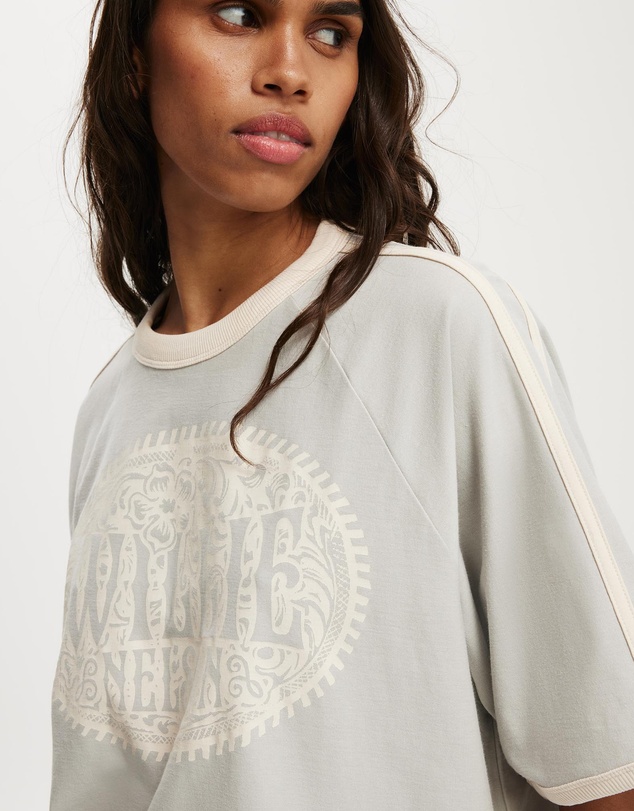 Cotton On - Lcn Oversized Crew Neck Raglan Jersey