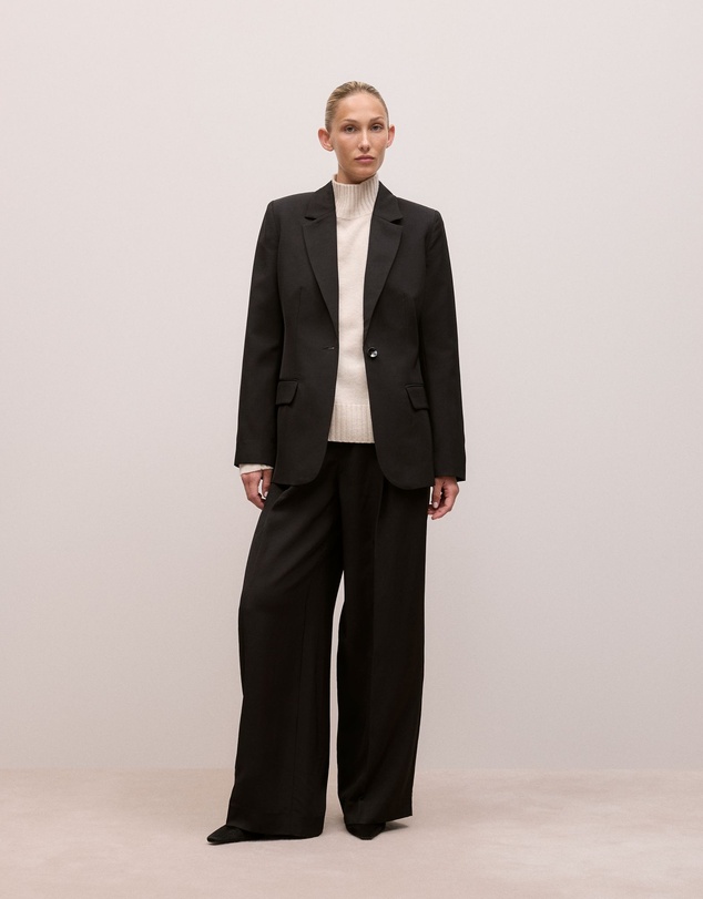 Trenery - Soft Tailored Pant in Black