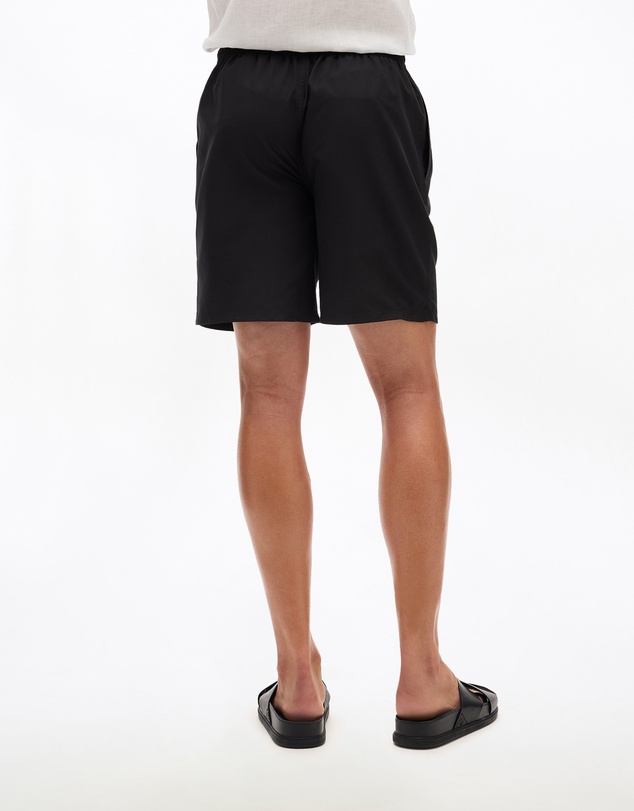 Superdry - Essential 17