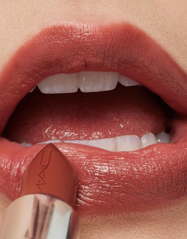 MAC - MACXIMAL Sleek Satin Lipstick Crème In Your Coffee