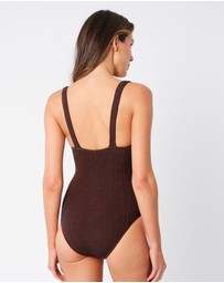 UNE PIECE - Crinkle Cut Square Neck One Piece Swimsuit