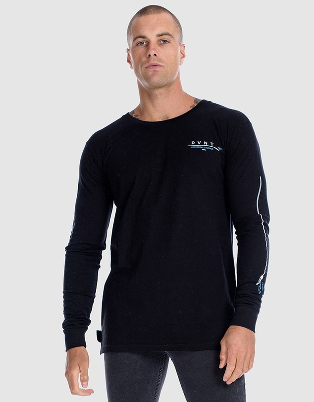 DVNT - Amplified Long Sleeve