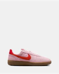 Nike - Field General - Women's