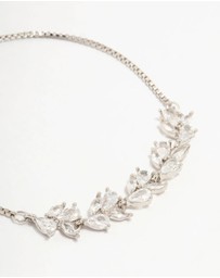 Lovisa - Silver Plated Cubic Zirconia Floral Toggle Bracelet