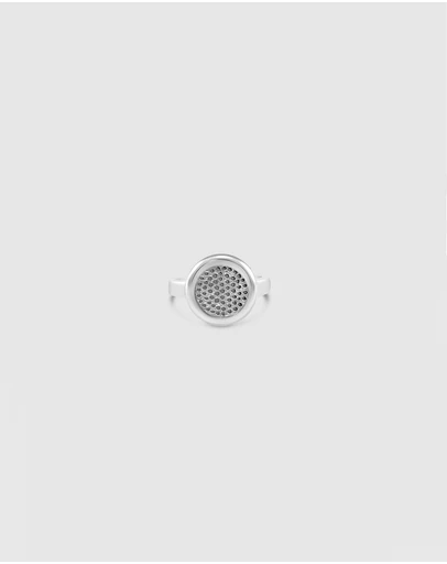 Ichu - Detailed Circle Shape Ring