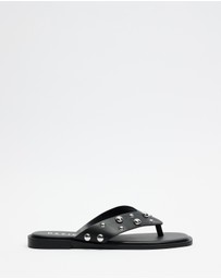 Dazie - Laura Studded Thongs