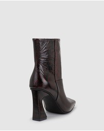 Chaos & Harmony - Pulsar Boot