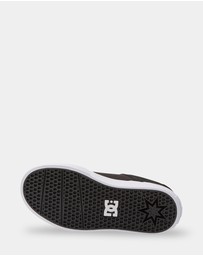 DC Shoes - Boys 8 to 16 Teknik Skate Shoes
