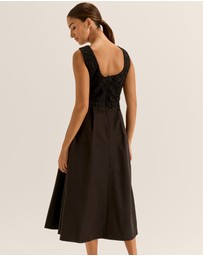 Review - Bloom Midi Dress