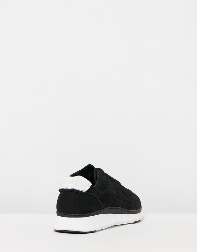 Vionic - Joey Casual Sneaker - Black