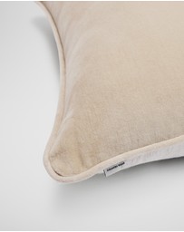 Country Road - Camille 35x60 Cushion