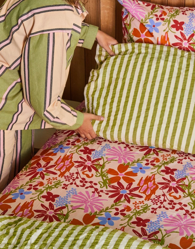 Mosey Me - Winter Garden Flat Sheet