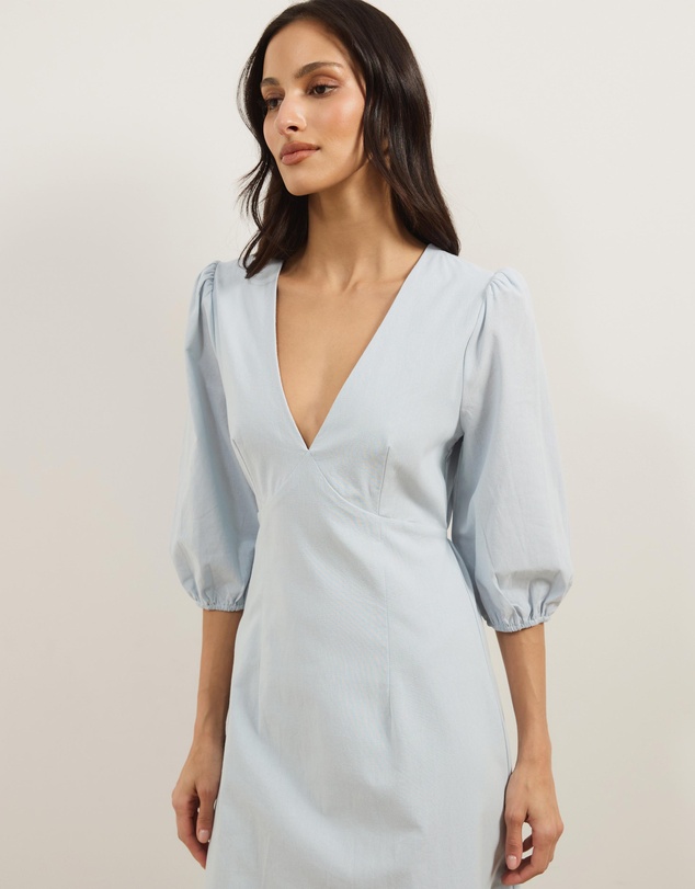 Atmos&Here - Molli V-Neck Short Sleeve Midi Dress