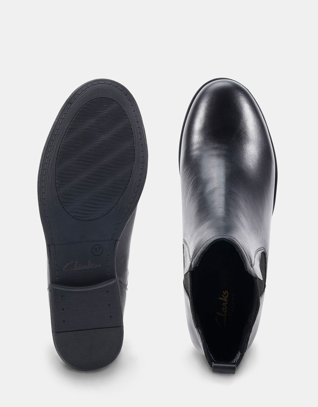 Clarks - Fleur Black