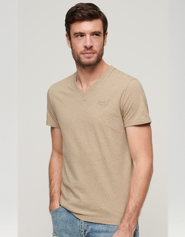 Superdry - Essential Logo Embroidered Vee Tee