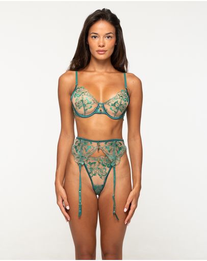 GREEN