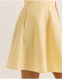 Review - Norah Linen Mini Skirt