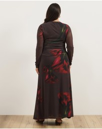 Atmos&Here Curvy - Sari Mesh Maxi Dress