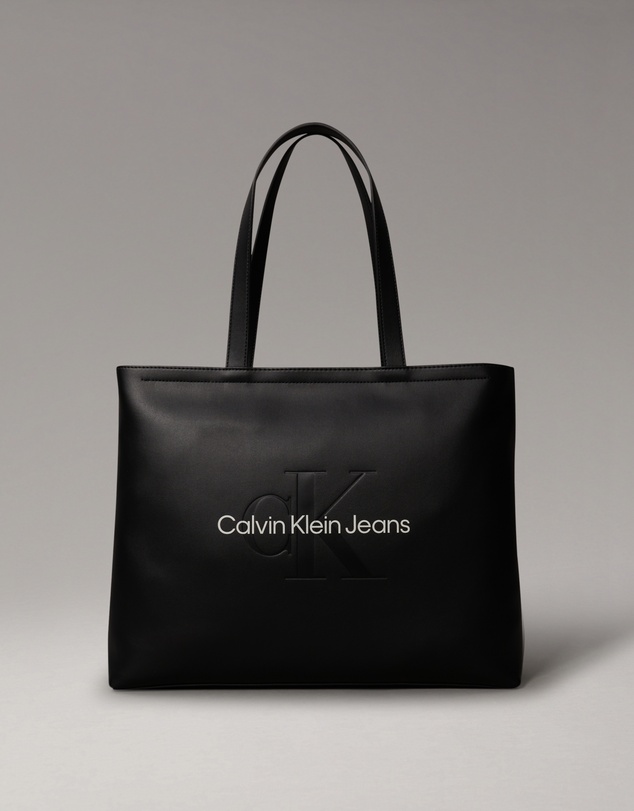 Calvin Klein - Sculpted Slim Tote Bag