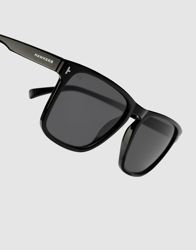 Hawkers Co - HAWKERS - Polarized Black Dark DUST Sunglasses for Men and Women UV400