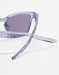 Nike - Sun Livefree Iconic EV24012