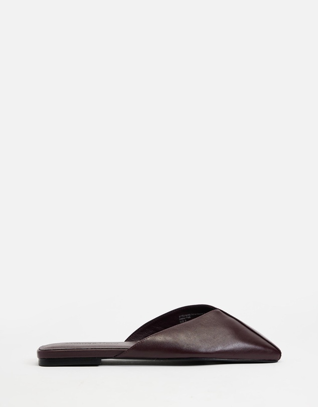 Atmos&Here - Sylvie Square Toe Leather Flats