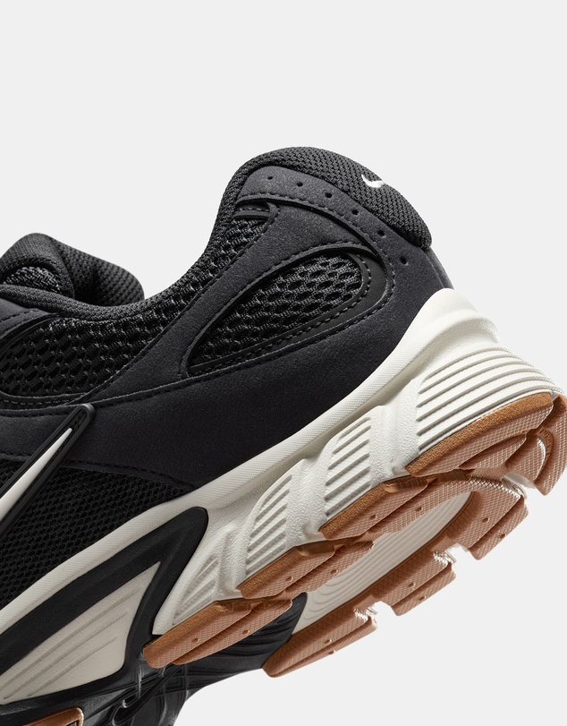 Nike - Nike V5 RNR - Men's