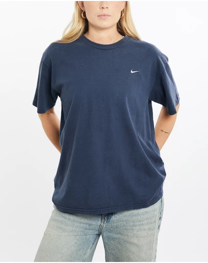 Vintage by The Real Deal - Pre Loved - Vintage Nike Tee