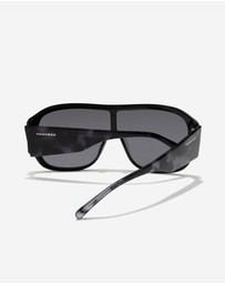 Hawkers Co - Hawkers - Feroe - black dark Sunglasses for Men and Women UV400
