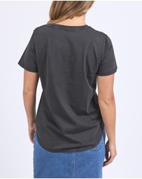 Foxwood - Flowers Tee