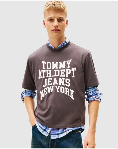 Tommy Jeans - 90s Crew Neck T-Shirt