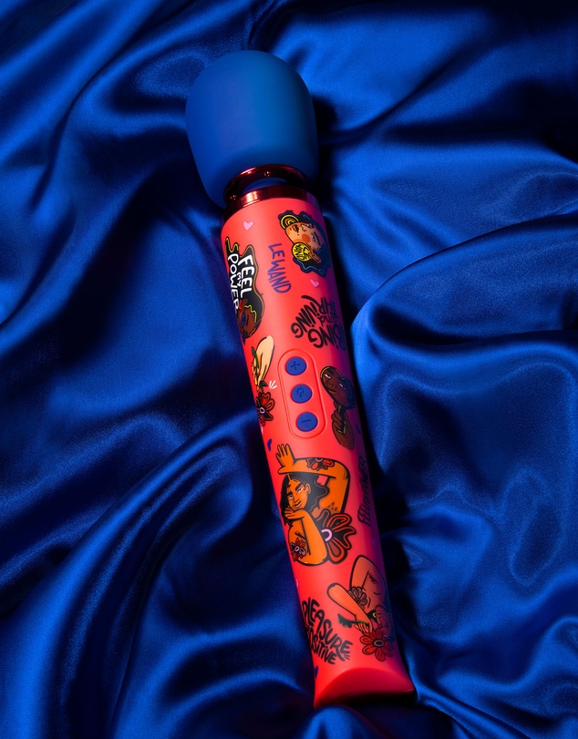Le Wand - Le Wand Feel My Power Kelly Malka Edition