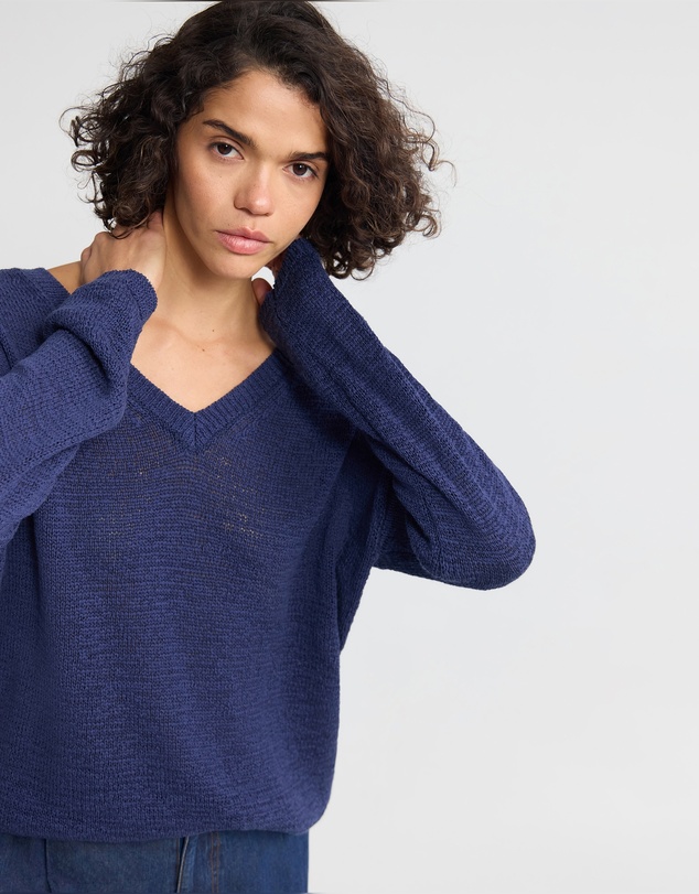 Oxford - Fleur Chunky V-Neck Knit