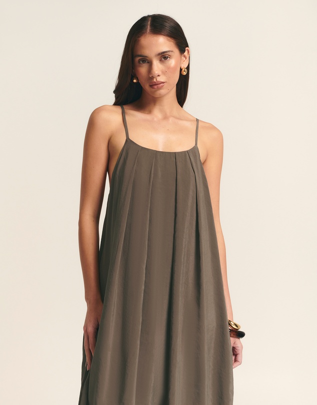 ST MRLO - Avalon Midi Dress