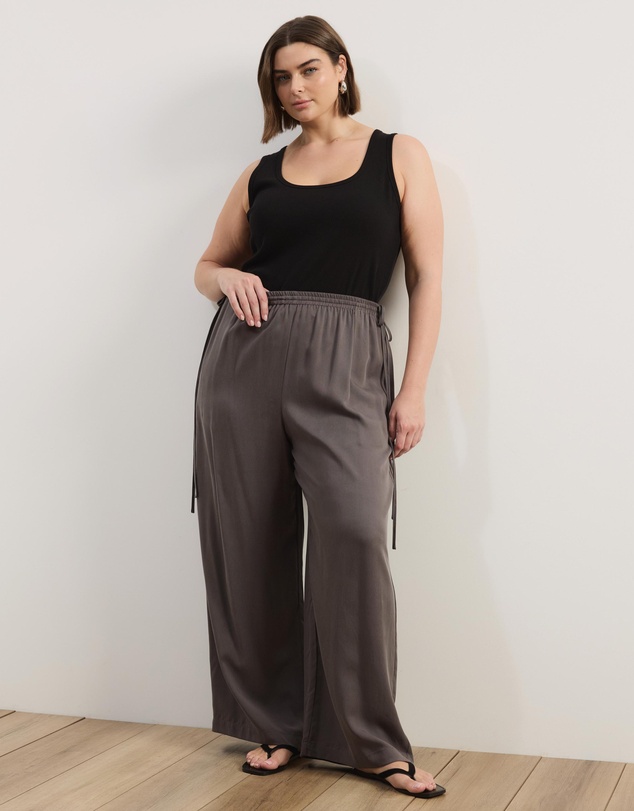 Atmos&Here Curvy - Viola Wide Leg Tie Detail Pants