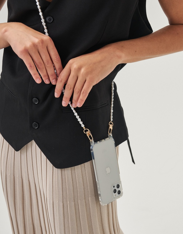 LOUVE COLLECTION - Clear Phone Case + Pearl Crossbody Chain