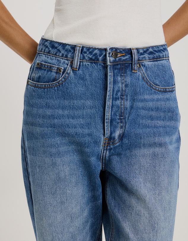 Atmos&Here - Milla Straight Leg Jeans