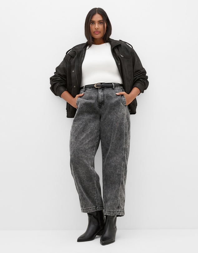 City Chic - Plus size Harley Fit Tess Barrel Leg Ankle Grazer Jean - grey acid wash