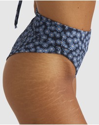 RVCA - Cosmos High Rise Bottoms