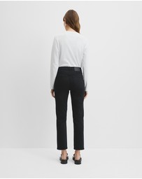 Country Road - High Rise Slim Jean